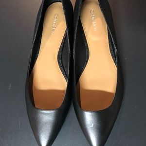 Calvin Klein back flats